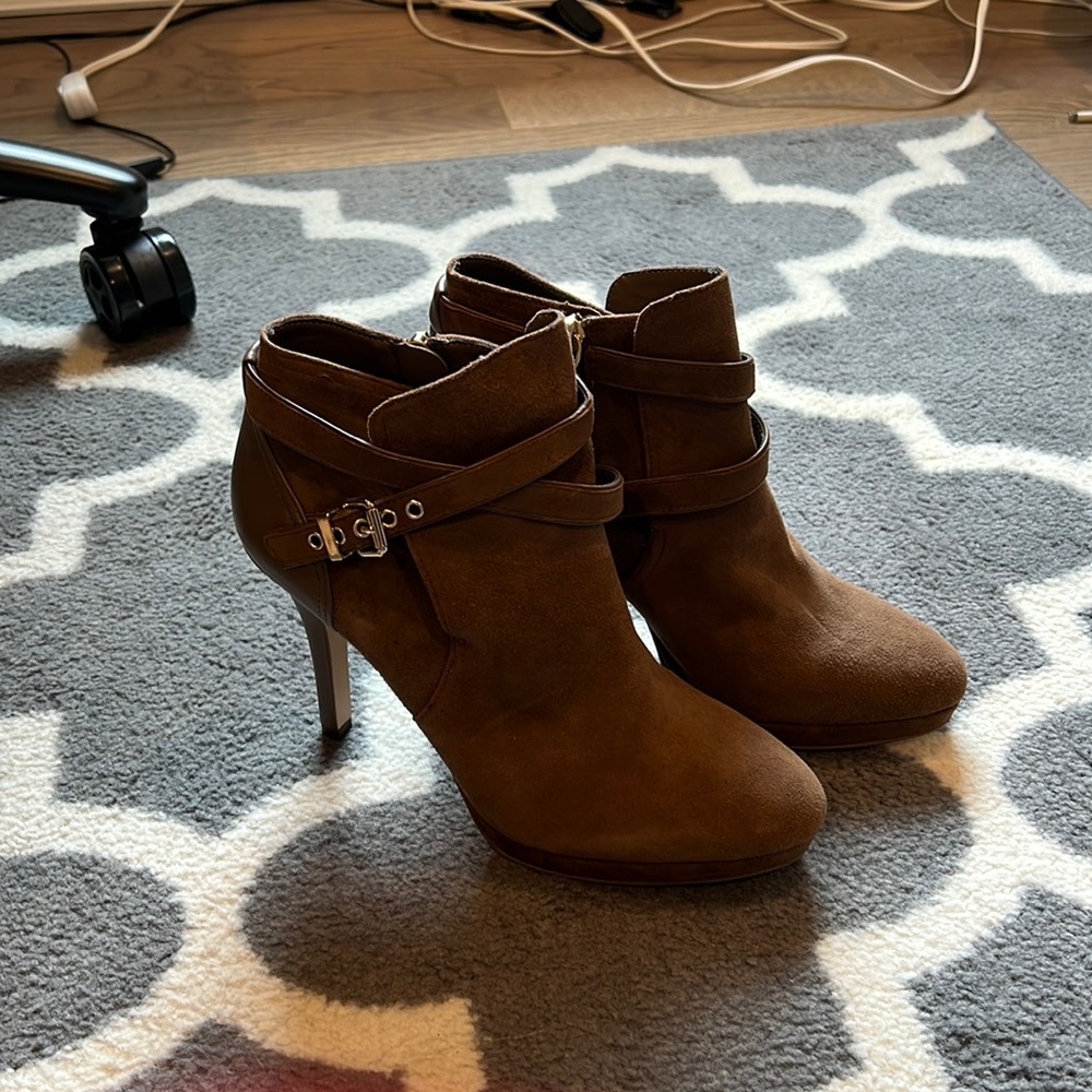 White House Black Market ankle boots